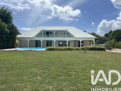 House in Sainte-Anne (97180)