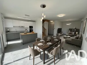 Maison à Montaigu (85600)