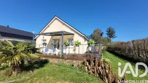 Maison à Roudouallec (56110)