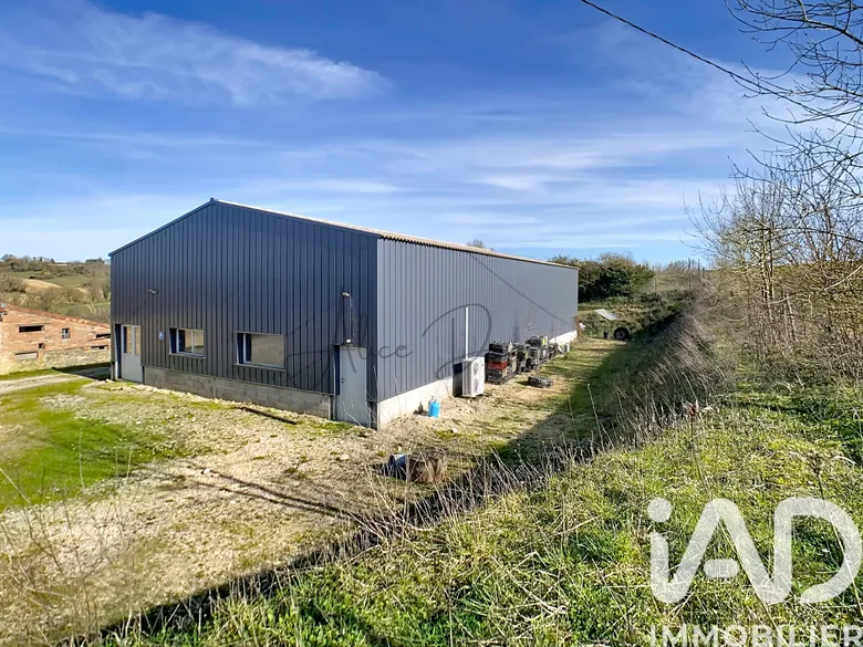 Maison 2 pièces 300 m² · à Falga · 300 m² · 80 000 €