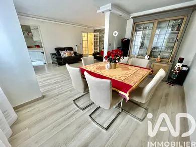 Apartment in Bezons (95870)