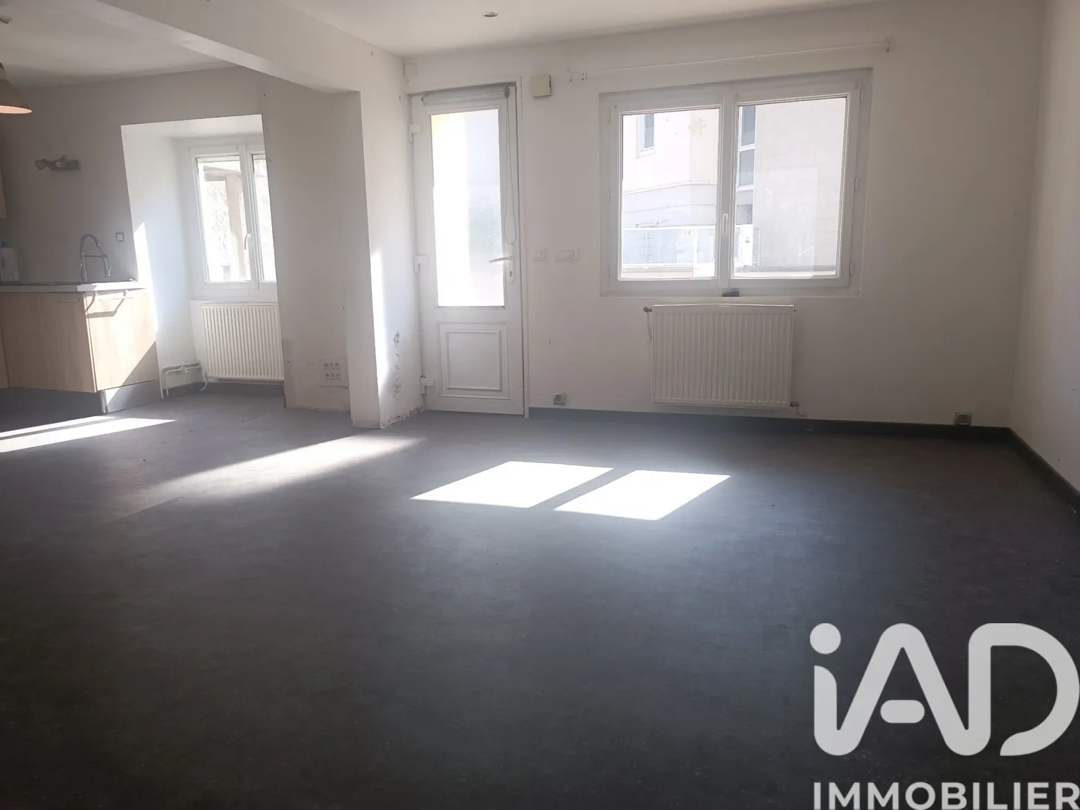 Vente maison à Unieux (42240) : maison de ville 4 pièces 90 m² — 3