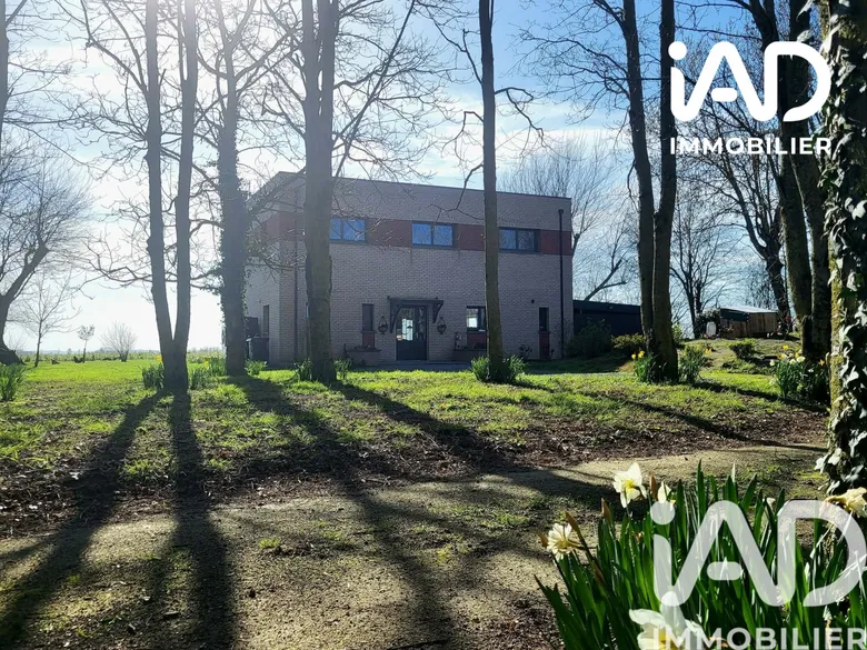 Maison 8 pièces 220 m² · à Saint-Sylvestre-Cappel · 220 m² · 649 000 €