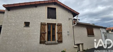 Maison de village à Saint-Bonnet-près-Riom (63200)