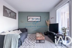 Appartement à Meyreuil (13590)