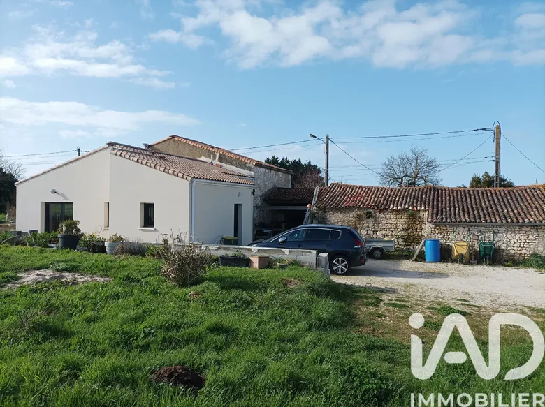 Maison 6 pièces 159 m² · à Sablonceaux · 159 m² · 299 500 €