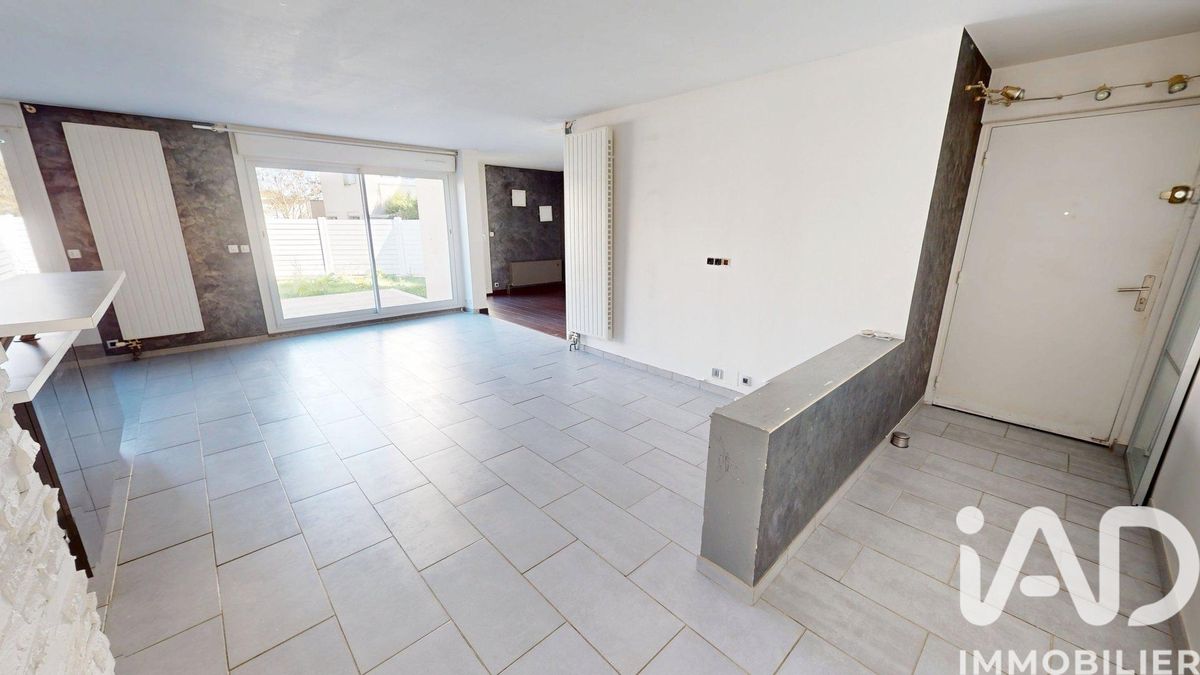 appartement à Nandy