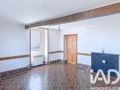 Maison de campagne à Bussy-Albieux (42260)