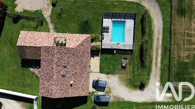 Maison de campagne à Gençay (86160)