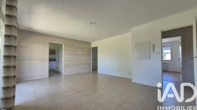Apartment in Vannes (56000)