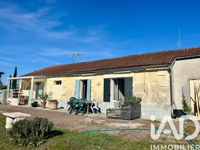 House in Montlieu-la-Garde (17210)