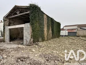 Terrain à Vérines (17540)