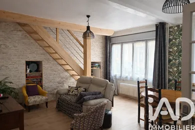 Maison de village à Le Montet (03240)
