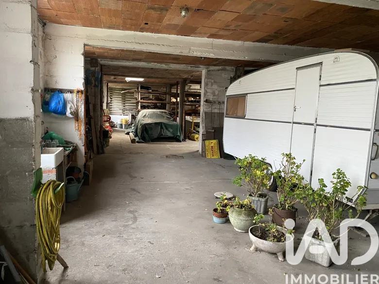 Parking 151 m² · à Nantes · 151 m² · 169 800 €