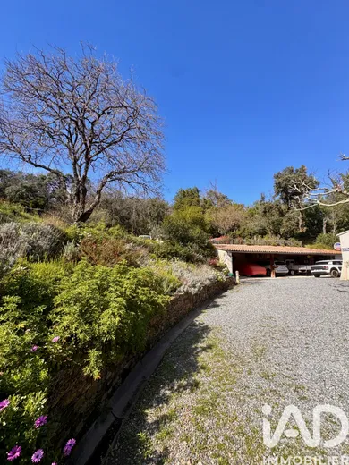 Maison de campagne à La Garde-Freinet (83680)
