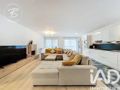 Apartment in Toulon (83000)