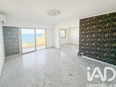 Apartment in San-Martino-di-Lota (20200)