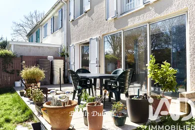 House in Montigny-le-Bretonneux (78180)