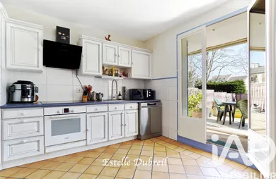 House in Montigny-le-Bretonneux (78180)