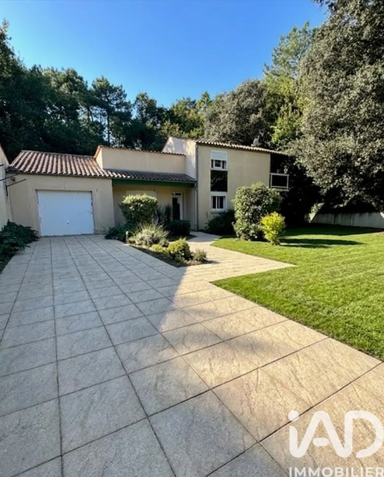 Maison 4 pièces 127 m² · à Les Mathes · 126,5 m² · 487 000 €