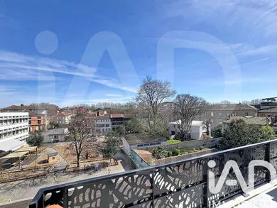 Apartment in Toulouse (31300)