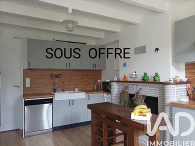 Maison de campagne à Corme-Royal (17600)