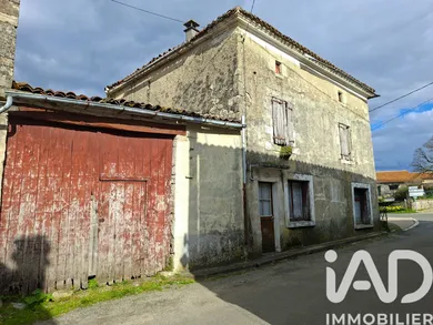 Maison de village à Cellettes (16230)