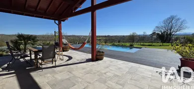 Maison traditionnelle à Amendeuix-Oneix (64120)