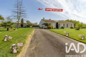 Maison traditionnelle à Beaulieu-sous-la-Roche (85190)