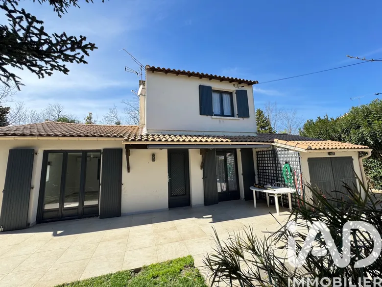 Maison 6 pièces 100 m² · à Morières-lès-Avignon · 100 m² · 329 000 €