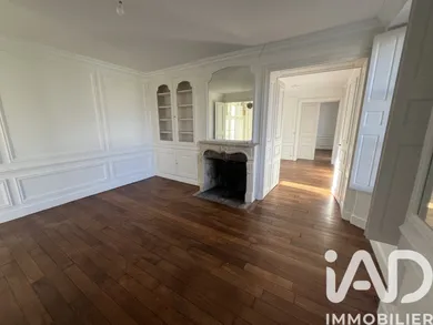 Appartement à Fontainebleau (77300)