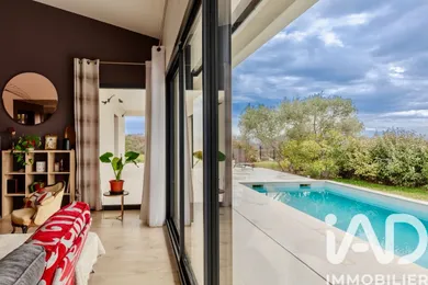 Architectural house in Forcalquier (04300)