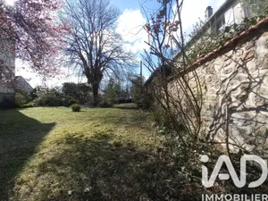 Terrain à bâtir à La Ferté-sous-Jouarre (77260)