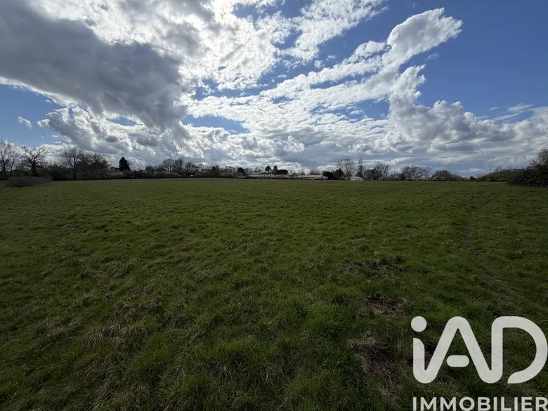 Terrain à bâtir à Le Pout (33670) · 107 500 €