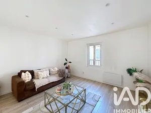 Maison de village à Jonquières-Saint-Vincent (30300)