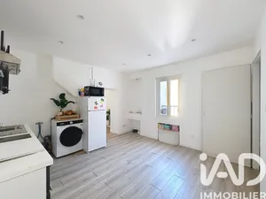 Maison de ville à Jonquières-Saint-Vincent (30300)