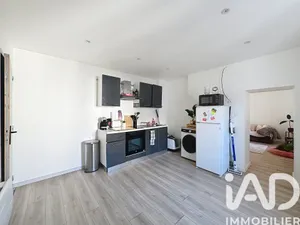 Townhouse in Jonquières-Saint-Vincent (30300)