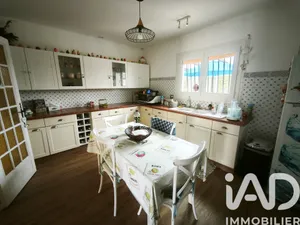 Maison traditionnelle à Saint-Denis-de-Pile (33910)