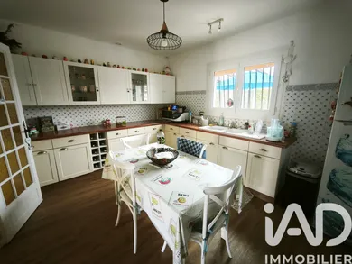 Maison traditionnelle à Saint-Denis-de-Pile (33910)