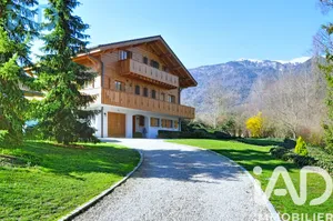 Châlet à Farges (01550)