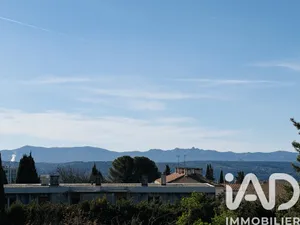 Apartment in Aix-en-Provence (13090)