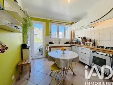 Appartement à Aix-en-Provence (13090)