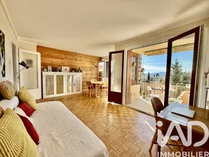 Appartement à Aix-en-Provence (13090)