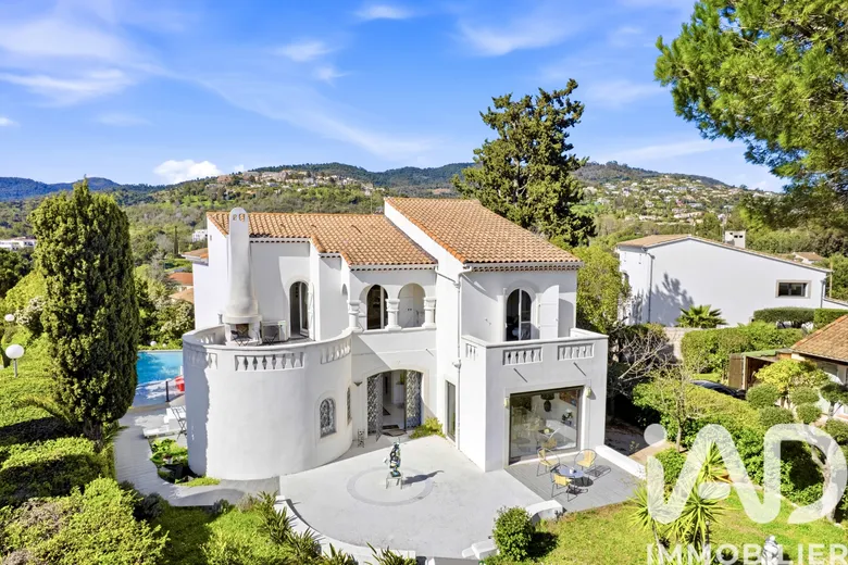 Maison 10 pièces 190 m² · à Mandelieu-la-Napoule · 190 m² · 1 595 000 €