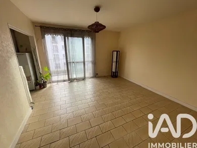 Appartement à Saint-Fargeau-Ponthierry (77310)