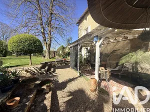 Longere in Vouzailles (86170)