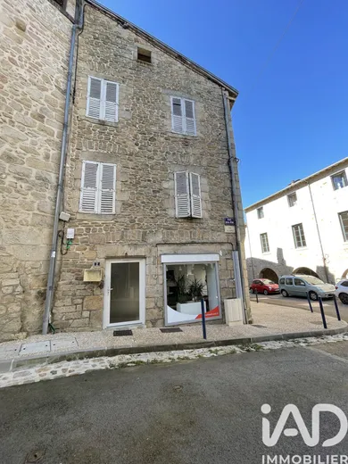 Maison à Eymoutiers (87120)