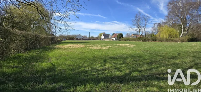 Terrain à Saint-Amand-les-Eaux (59230) · 219 000 €