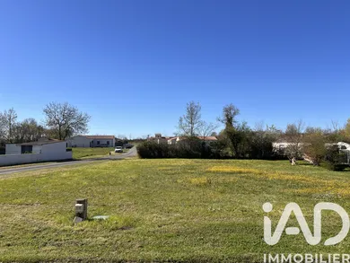 Terrain à bâtir à Vernoux-sur-Boutonne (79170)