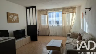 Apartment in Pontault-Combault (77340)
